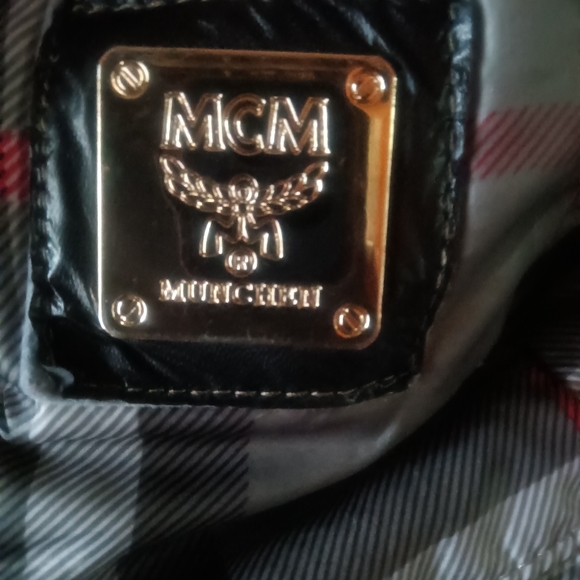 MCM Olive Green Plaid Puffer Vest Size L - Picture 4 of 5